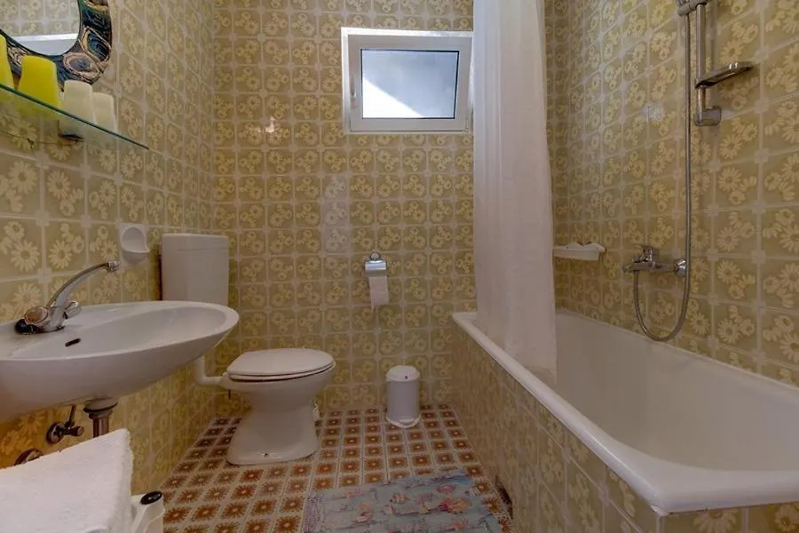 Marinko Apartment Mali Losinj